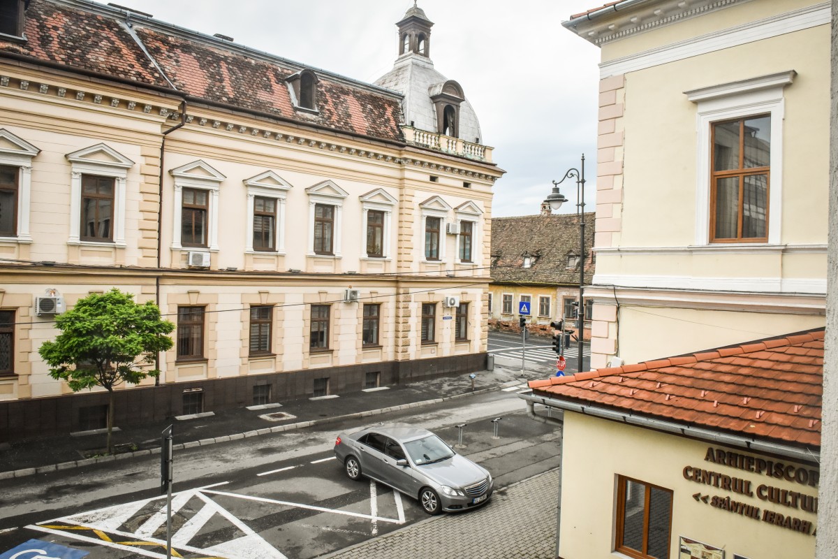 Reabilitarea clădirii Prefecturii Sibiu: Contestația Strabag a fost respinsă, iar CON-A așteaptă atribuirea