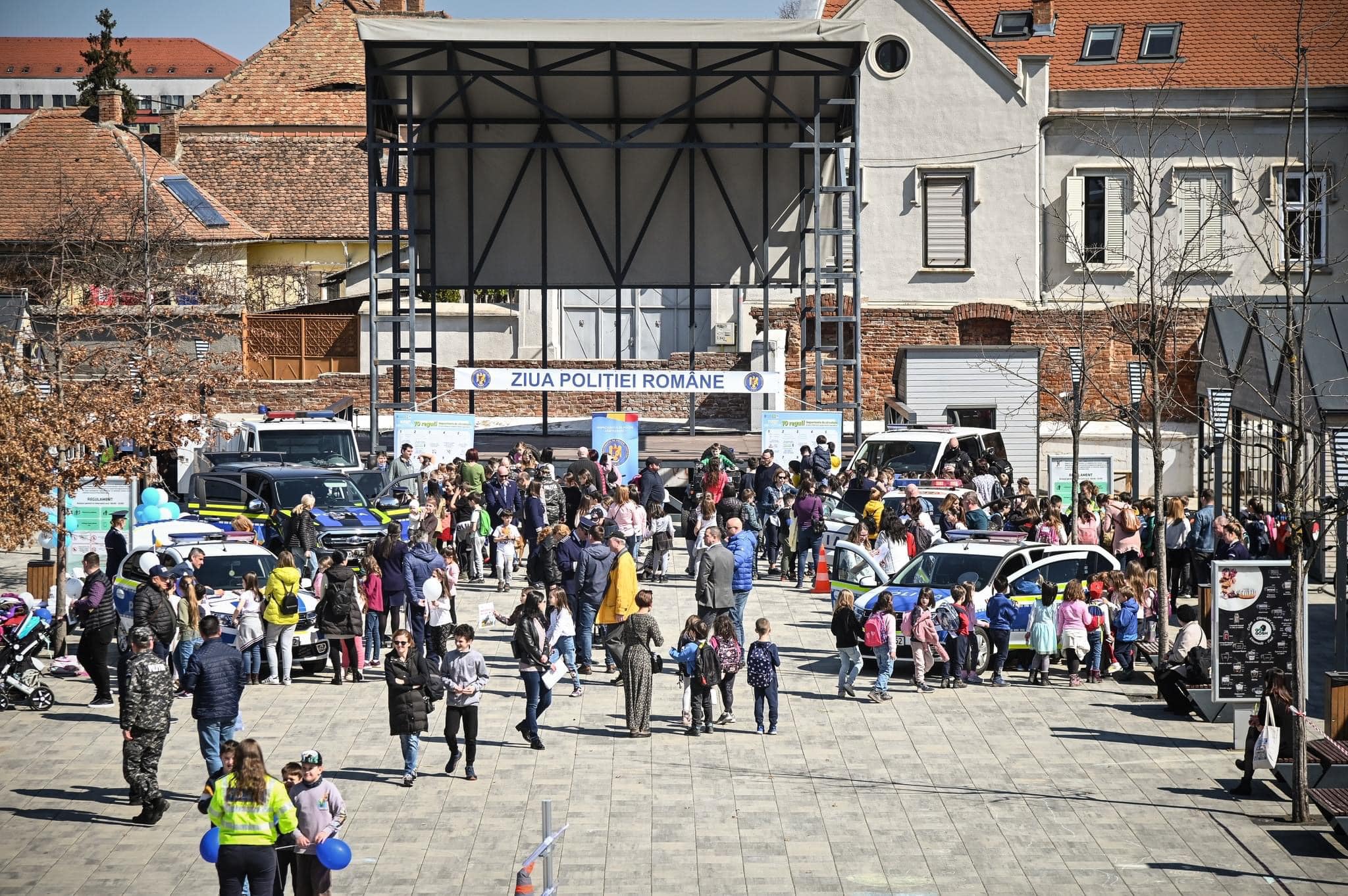 Ziua Poliției Române va fi sărbătorită la Sibiu cu ateliere, demonstrații de dresaj canin și expoziții de tehnică