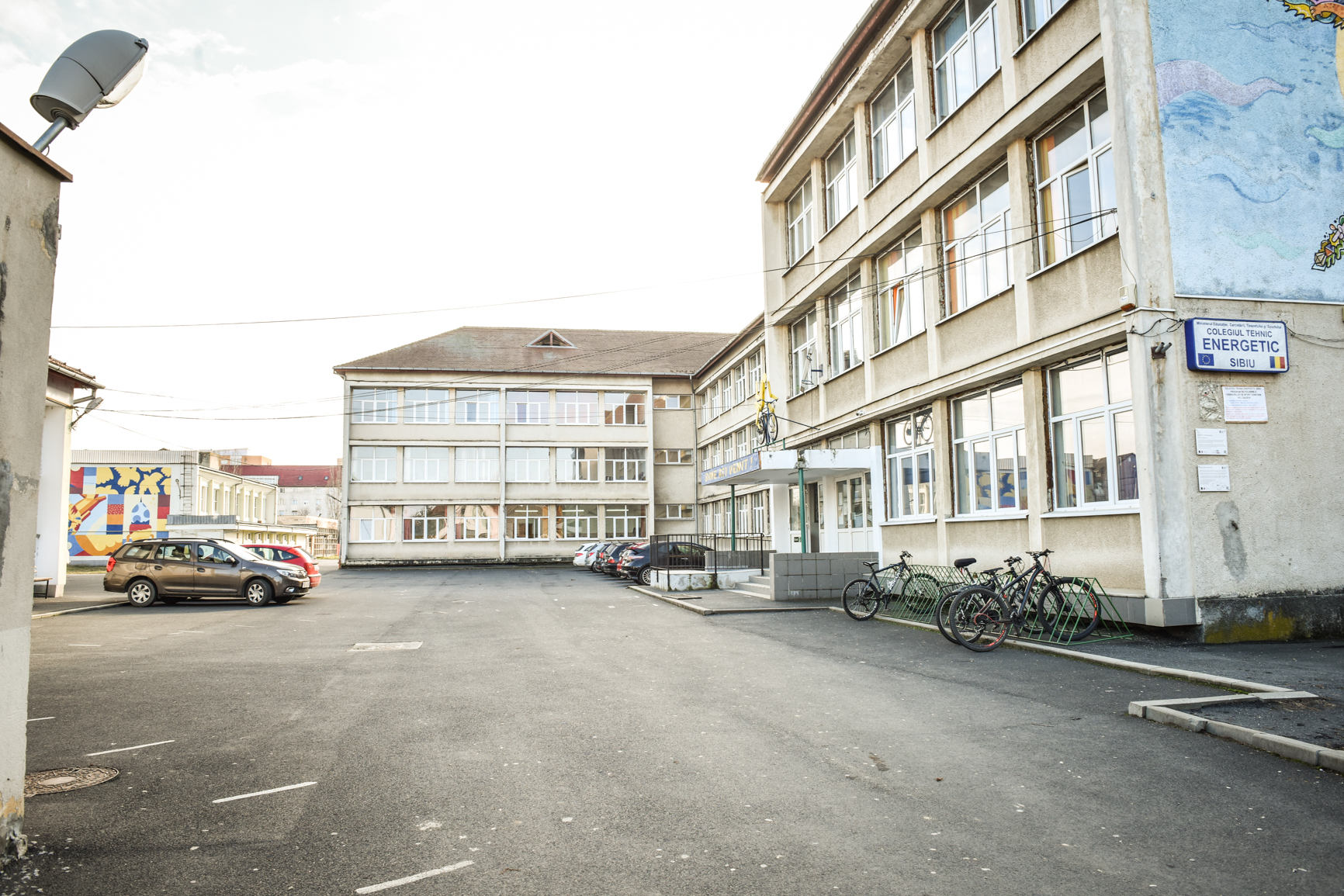 Colegiul Tehnic Energetic va fi renovat pentru a-i crește eficiența energetică: proiectarea și expertiza, contractate de Primărie