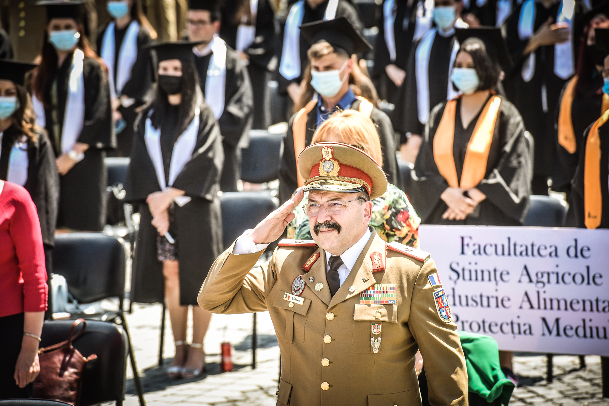 Ceremonie de predare-primire a comenzii Academiei Forțelor Terestre „Nicolae Bălcescu” din Sibiu. Ghiță Bârsan se pensionează, după 14 ani la conducerea instituției