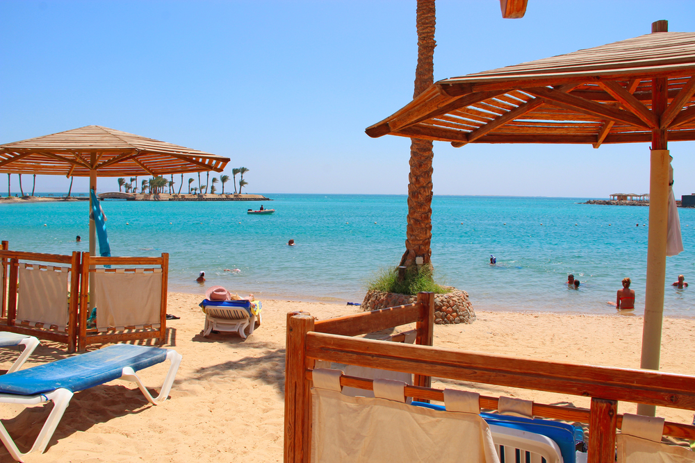 Actualizare. Cel puțin șase morți într-un accident cu un submarin turistic la Hurghada, Egipt