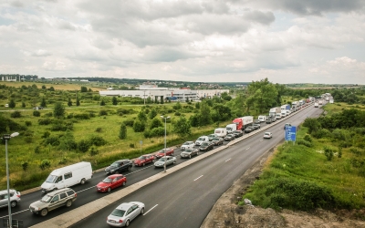 Guvernul prelungește cu încă trei luni plafonarea prețurilor la polițele RCA