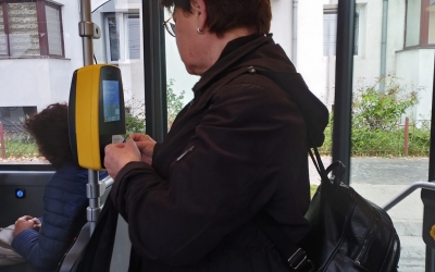 Tursib, după majorarea tarifelor pentru călătoria cu autobuzul: Abonamentele deja achiziționate vor putea fi utilizate până în 30 aprilie 2025
