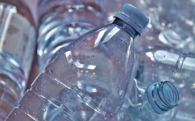 Campionii PET-urilor reciclate: Șelimbăr, Copșa și Miercurea. Județul Sibiu e pe locul 10. În medie, un sibian a luat 4,5 lei pe sticlele de plastic returnate în februarie