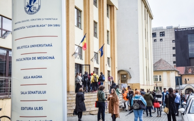 Tarifele pentru cazarea în căminele ULBS rămân la fel, dar cresc o serie de alte taxe. Se modifică și modul de calculare a taxei pentru reexaminare