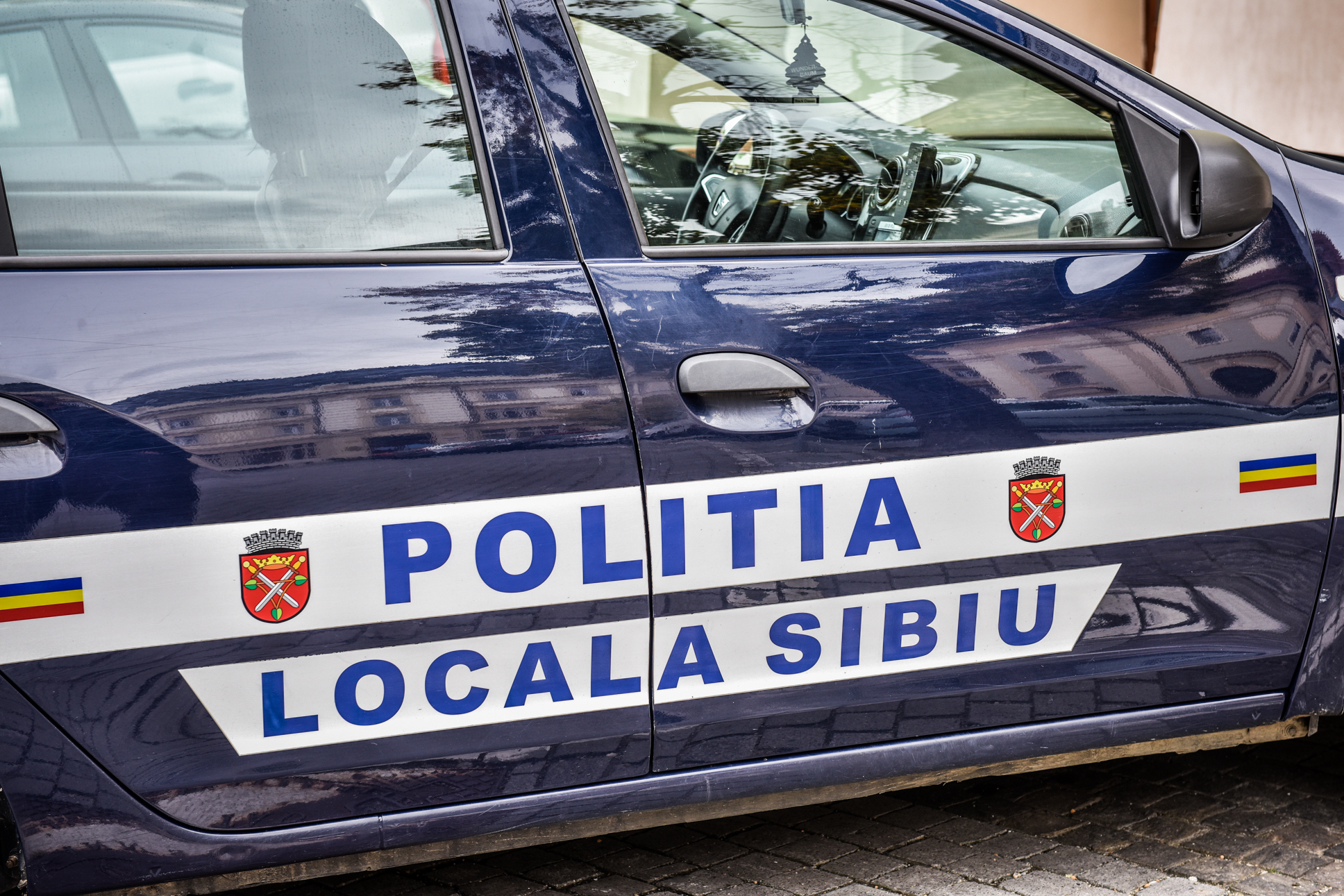 Un Opel Astra, ridicat de pe strada Plopilor, este singurul vehicul identificat recent de Primăria Sibiu ca „fără stăpân”