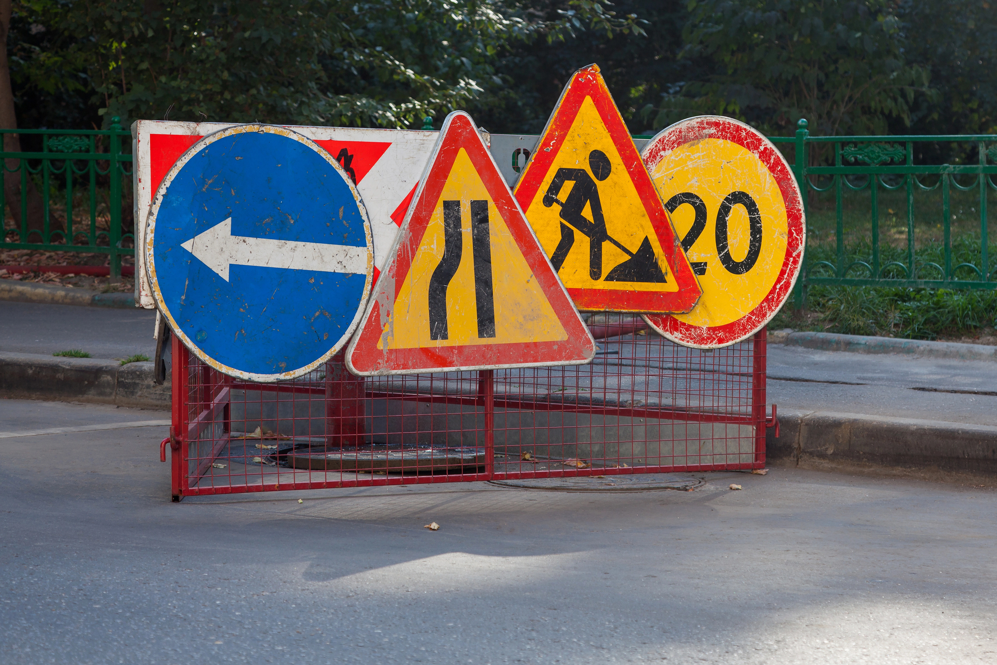 Restricții de trafic pe șoseaua Alba Iulia și rute ocolitoare din aprilie și până în august, anunțate de primărie. Se reabilitează rețeaua de apă