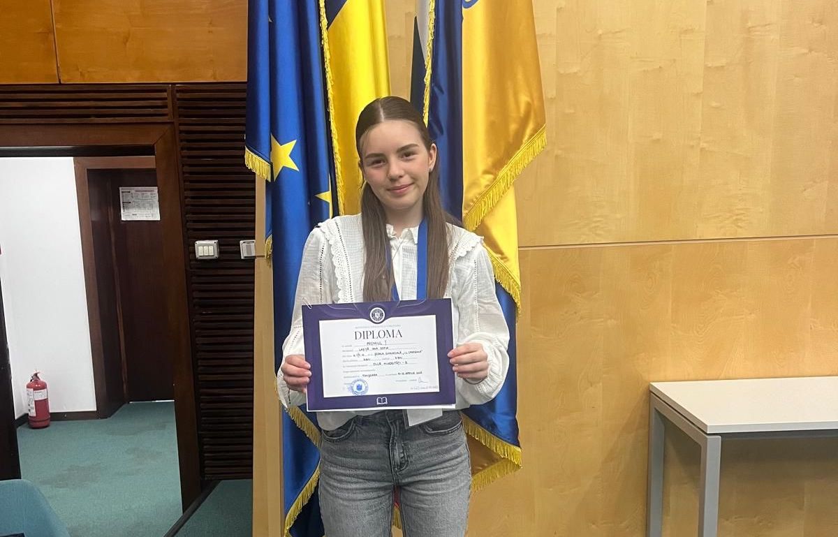 Ana Lașiță, eleva din Sibiu care a obținut locul întâi la Olimpiada de Limba și literatura română pentru minorități: „Am muncit din greu pentru a-mi împlini visul”