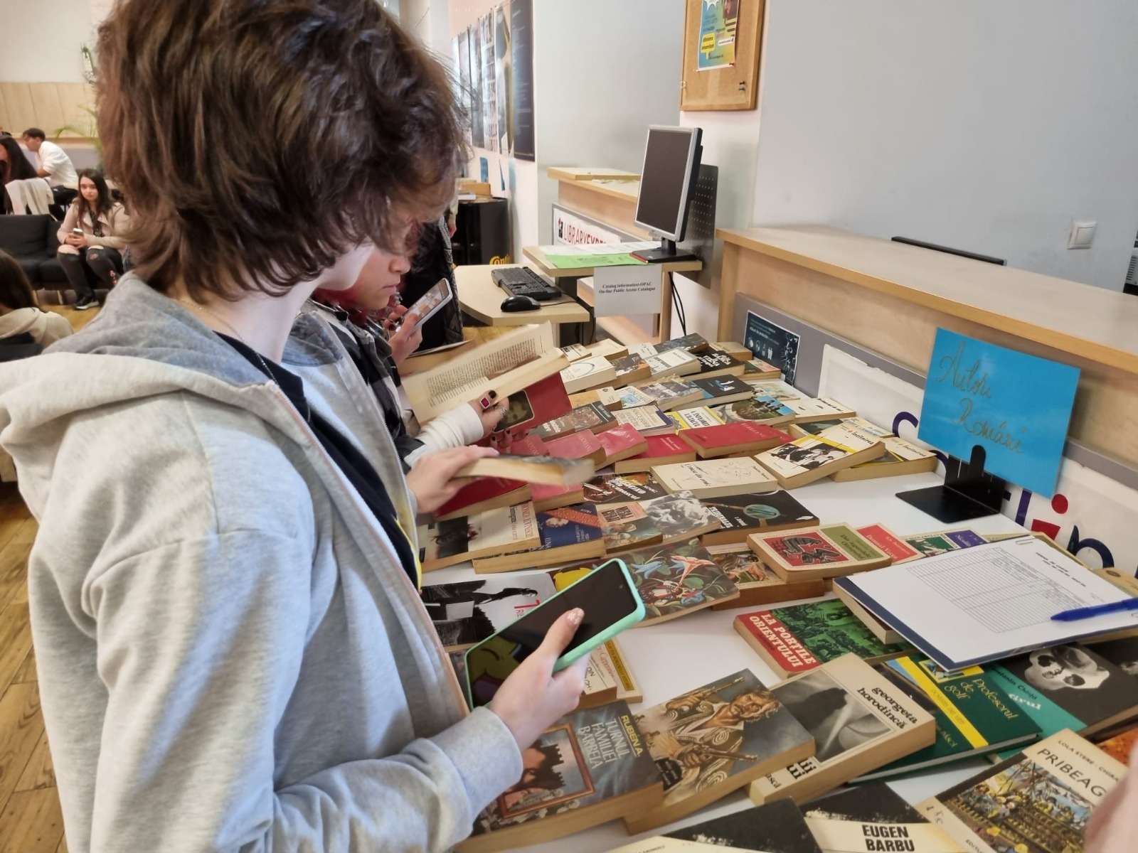 16 elevi din Sibiu au fost premiați la fazele naționale ale olimpiadelor de limba și literatura română