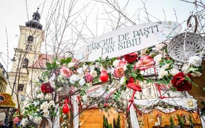 Ce facem în vacanța de Paști, la Sibiu? Târg în Piața Mare, vânătoare de ouă, drumeții cu mocănița și filme