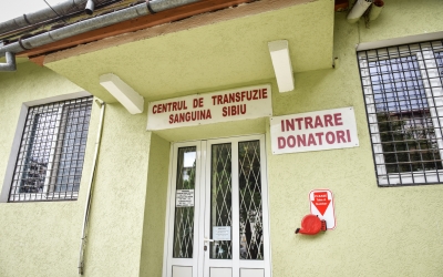 Centrul de Transfuzie are nevoie urgentă de sânge din grupele 0 negativ și A negativ. Pentru Alexandru, motociclistul rănit duminică, s-a donat suficient