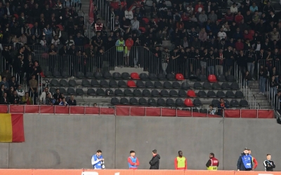 Jandarmeria, după meciul Hermannstadt - Rapid: Patru suporteri sibieni amendați și dați afară cu interdicție pe stadion. Galeria Sibiului a plecat în semn de protest