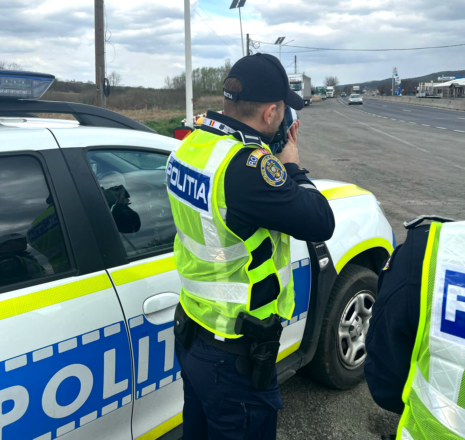 Polițiștii sibieni scot toate radarele din dotare, în minivacanța de 1 Mai. Șoferi testați pentru consumul de alcool sau droguri