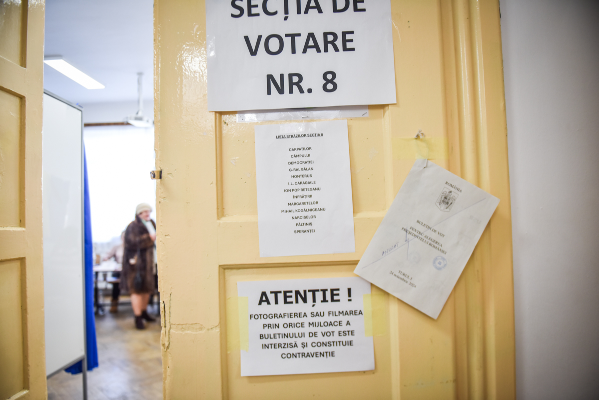 ULBS, mesaj scurt înaintea alegerilor: „Să votăm pentru parcursul României: independent, democratic și european”
