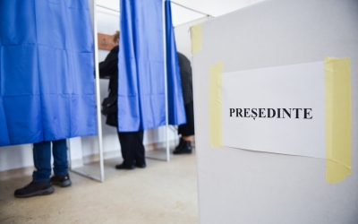 Peste 200.000 de români din diaspora au votat astăzi în turul al doilea al alegerilor prezidențiale