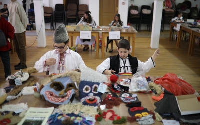 68 de elevi din 22 de școli vor participa la faza județeană a Olimpiadei Meșteșuguri artistice tradiționale, în Muzeul Astra