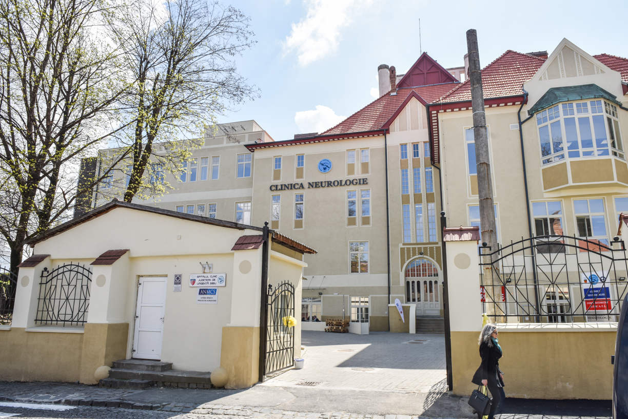 Doar un medic din opt are liber la programări în Policlinică, la Neurologie. Spital: „Numărul zilnic al consulturilor e peste cel contractat cu CJAS”