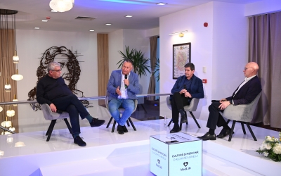 MedLife continuă seria de evenimente culturale menite să schimbe modul în care românii privesc unitățile medicale, printr-o expoziție exclusivistă dedicată legăturii dintre spiritualitate și medicină