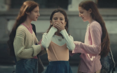 Polițiștii sibieni provoacă elevii de gimnaziu să surprindă siguranța în școli, prin fotografie, într-o competiție educativă