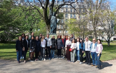 Mobilitate Erasmus plus în Paris pentru zece profesori ai Școlii Gimnaziale „Aurel Deceiˮ din Gura Râului