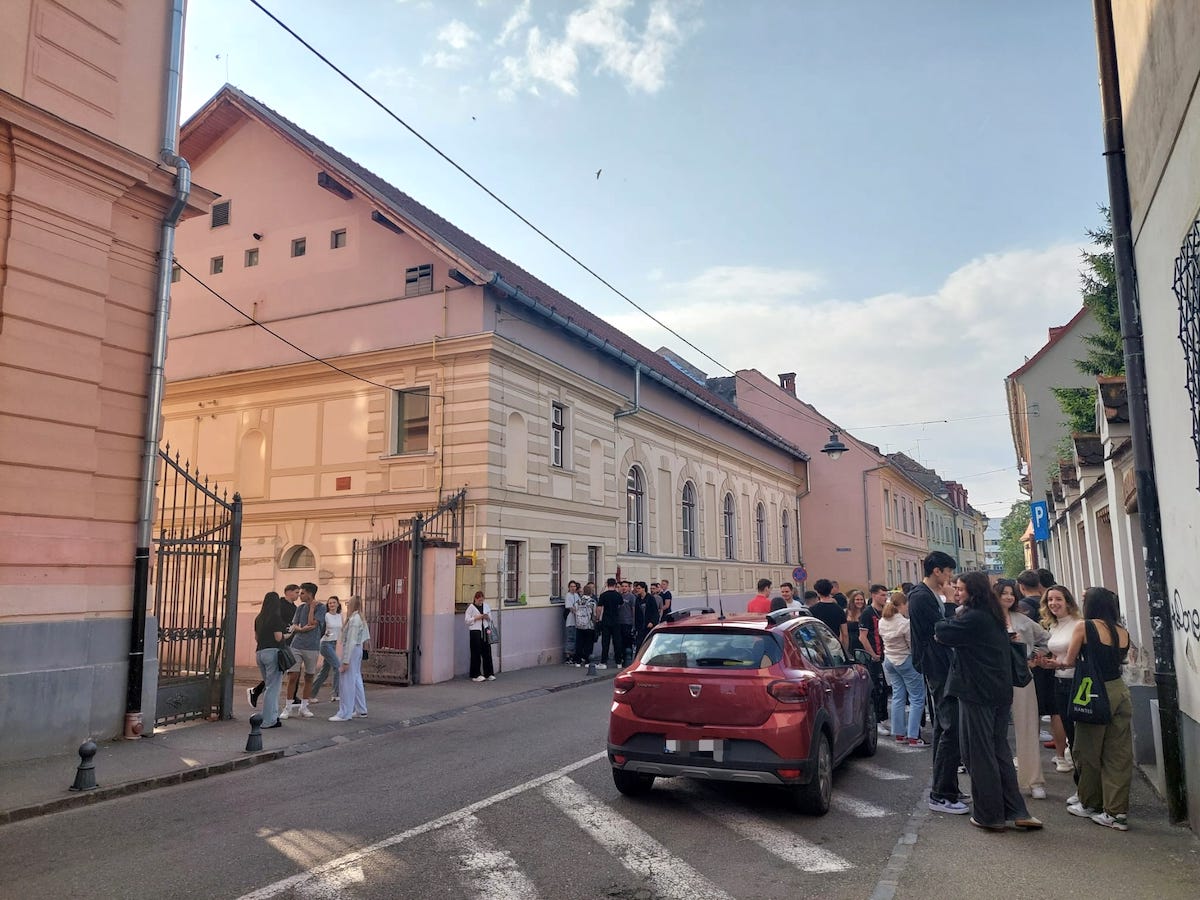 BAC 2025. Prezență record la proba scrisă la română. Doar 19 elevi au lipsit