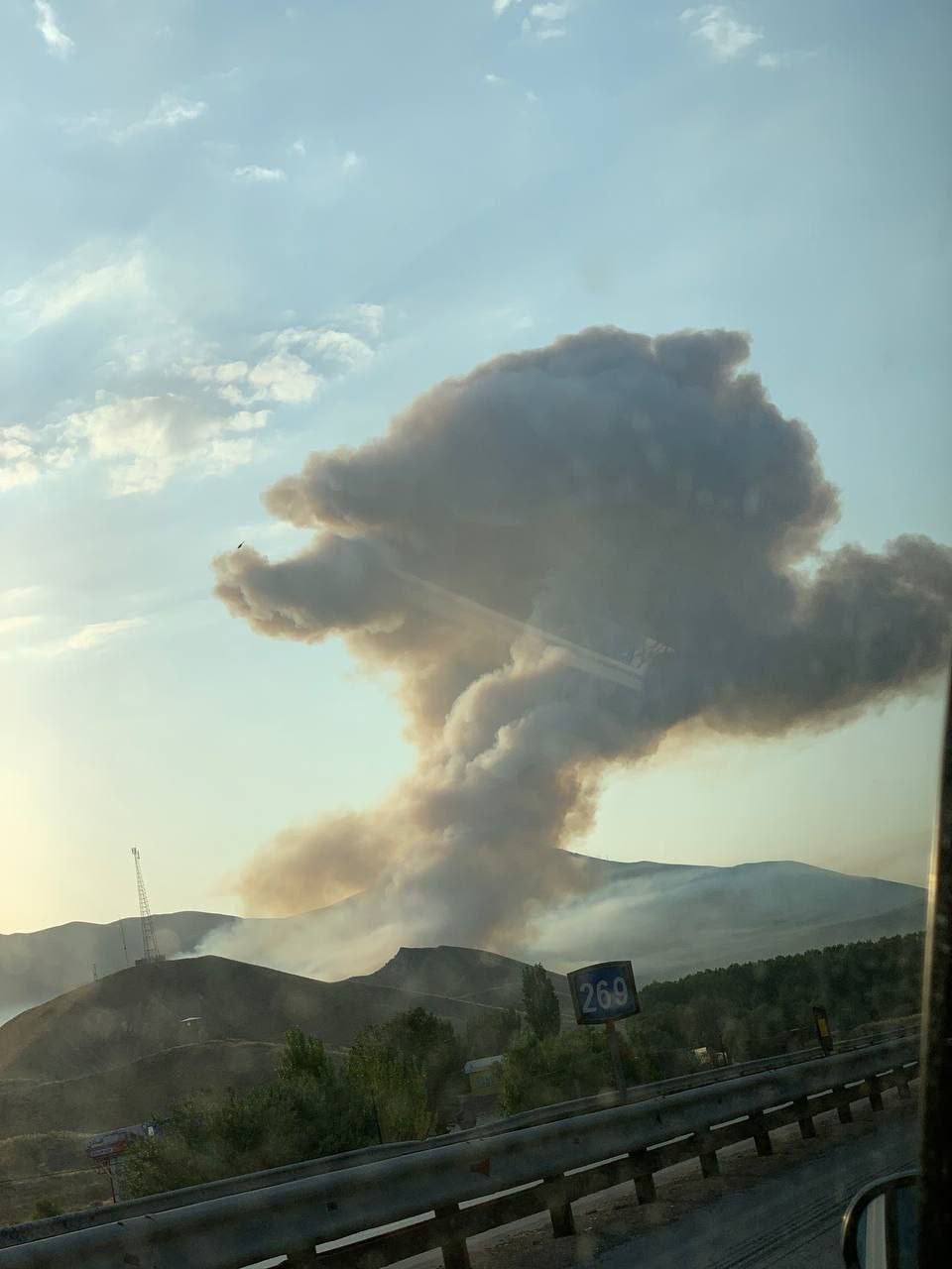 Israelul a bombardat vineri Iranul, suspectat că doreşte să se doteze cu arme nucleare