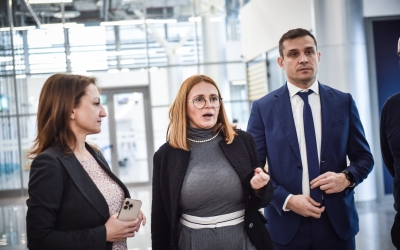 Profit.ro: Directoarea de investiții și dezvoltare a aeroportului din Sibiu, Luminița Gherendi, a fost propusă de stat pentru poziția de administrator provizoriu la Romgaz