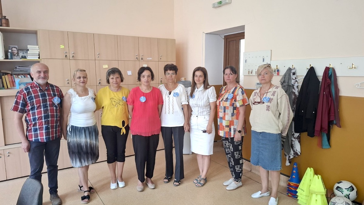 Proteste în 95% din școlile sibiene: „Nu vrem sporuri, vrem salarii decente și legi respectate”. „Voi, politicienii, ar trebui să protestați în favoarea comunității didactice”