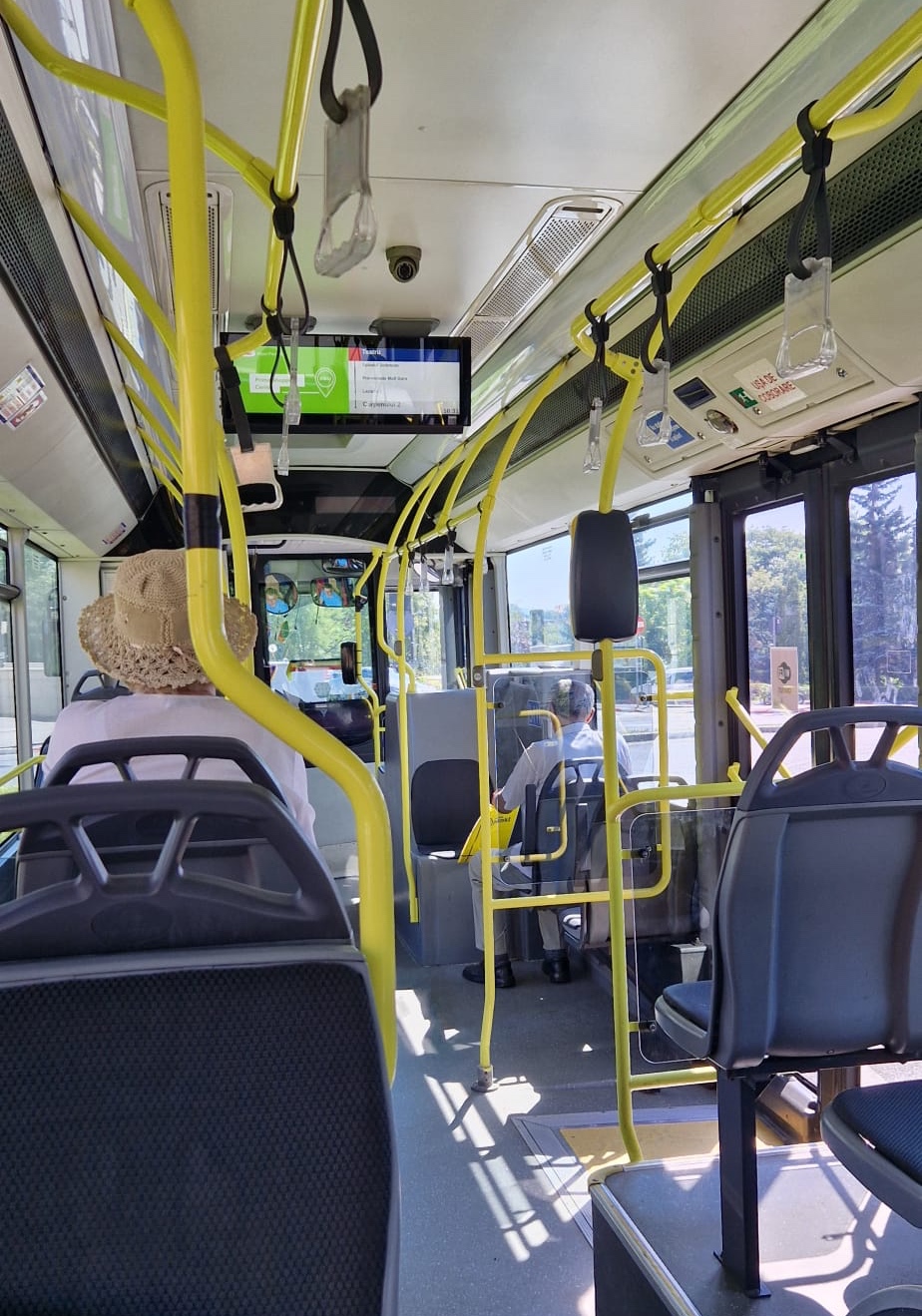 Polițiștii au deschis dosar penal pentru vătămare din culpă, în cazul celor patru femei rănite marți în autobuzul Tursib