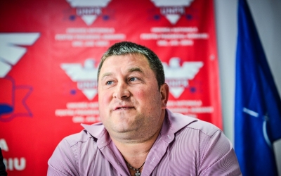 Primarul din Brădeni este trimis în judecată în două procese penale. „N-am furat bani, n-am nicio emoție”. Despre antecedentele penale din străinătate: „Mai bat oameni”