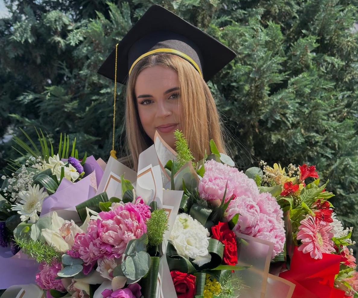 O elevă din Mediaș, pe locul patru în topul celor mai bune medii la BAC, în județul Sibiu. Ana Giurgiu vrea să studieze medicina la Cluj