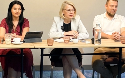 Întâlnire la Sibiu între Romanian Business Leaders și senatoarele USR Violeta Alexandru și Ruxandra Cibu Deaconu, pe tema aderării României la OCDE