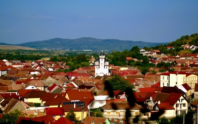 Comuna Sadu intră în era digitală. Toate imobilele, integrate în Registrul Electronic Național de Nomenclatură Stradală (RENNS) prin colaborarea cu firma Visoro Group