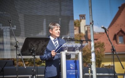 Universitatea din Sibiu are bani pentru salarii până în septembrie. „Suntem exact în aceeași situație ca toate instituțiile publice din România”