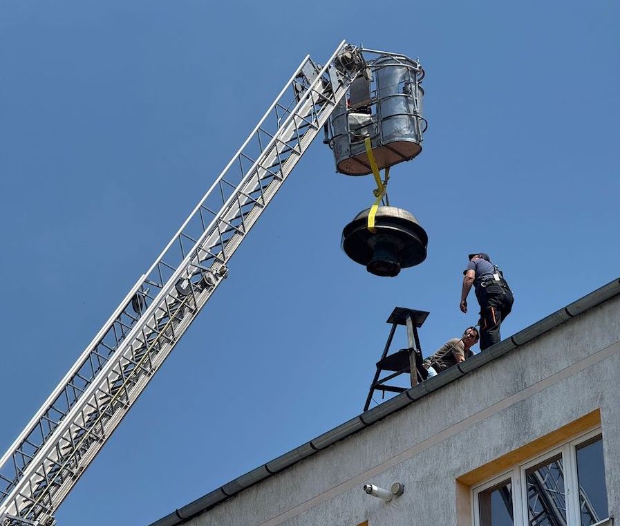 Primăria Sibiu anunță montarea a cinci sirene noi de alarmare publică, în această săptămână. Cele vechi vor fi demontate