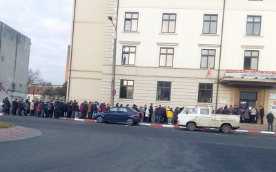 Ministerul Sănătății propune prelungirea programului în ambulatorii. Managerul interimar al Spitalului Județean: „Mai mult personal sau ture în plus. Încă nu avem o imagine clară”