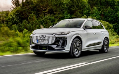 Noul Audi Q6 e-tron va avea un sistem de acces inovativ, inclusiv cheie digitală, dezvoltat de Contiental. Munca echipelor din Sibiu, Timișoara și Iași