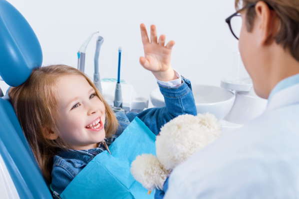 Cum transformăm stomatologia pediatrică într-o experiență plăcută pentru cei mici