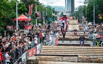 Andy Fazekas, „creierul” prologului Red Bull Romaniacs: Cu siguranţă ar trebui să rămână în centrul Sibiului. Cred că neinformarea duce la foarte multe confuzii şi interpretări
