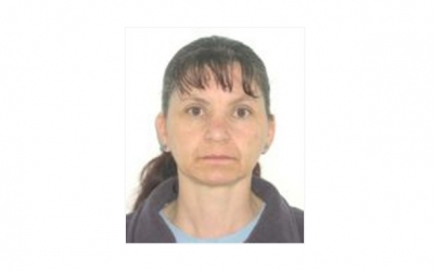 O femeie de 47 de ani a plecat de acasă și nu s-a mai întors. Soțul a dat-o dispărută