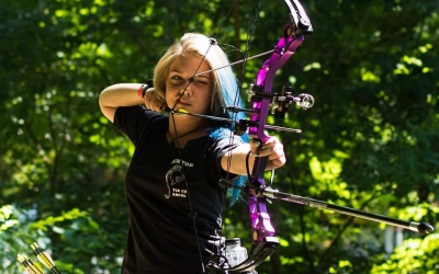 Supreme Bowhunter Challenge revine în Sibiu după doi ani de pauză. Se va trage cu arcul în ținte animale 3D, în Pădurea Șopa