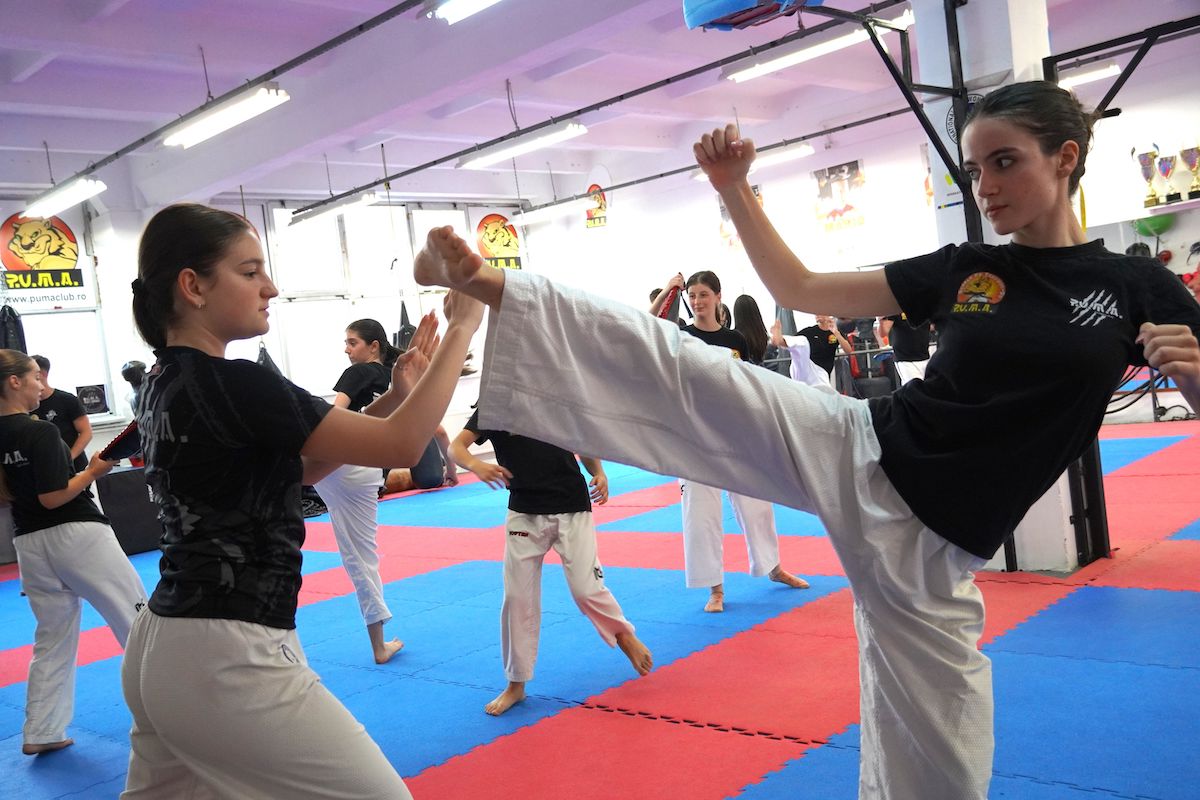 Sibianca Teodora Popa îmbină taekwon-do cu baletul: Sunt o fire perfecționistă și îmi place să „șlefuiesc” fiecare mișcare