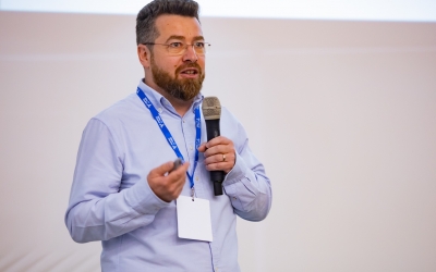 „Ideea asta că altfel nu se poate în România e o flegmă în freza mea și a altora care nu au intrat în relații prietenoase cu statul”. Reacția unui om de afaceri sibian la cazul vicepremierului care a dat mită