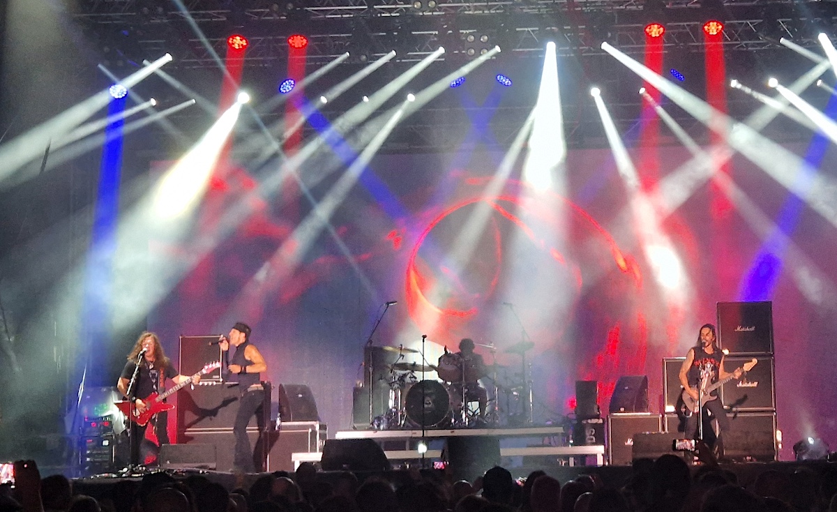 Moment-surpriză la ARTmania: publicul i-a cântat „La mulți ani!” vocalistului trupei Extreme, Gary Cherone