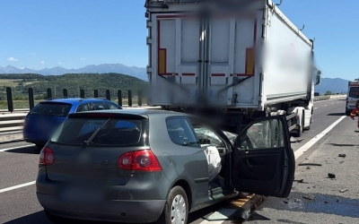 Actualizare. Accident pe A1, între Sibiu și Boița: trafic restricționat și un bărbat transportat la spital