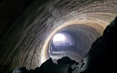 A fost realizată străpungerea unei căi din primul tunel de pe Autostrada Margina – Holdea. Cristian Pistol: Secțiunea urmează să fie finalizată în anul 2026 și va asigura circulația pe autostradă, între Sibiu (Boița) și Nădlac II
