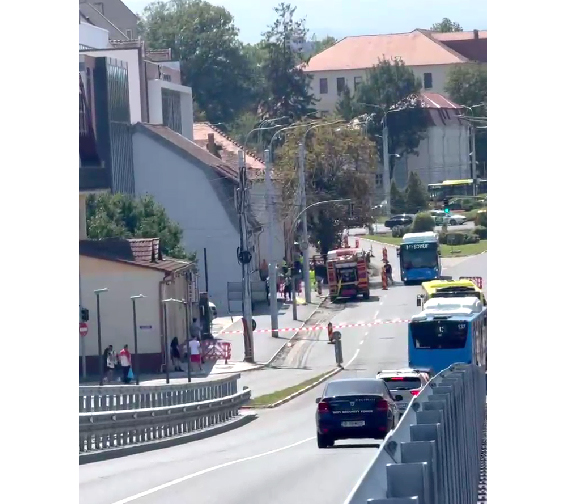 ACTUALIZARE Scurgere de gaz la o clădire din zona mall-ului. Trafic blocat