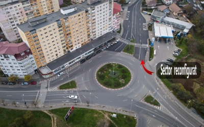 Sensul giratoriu, o enigmă și pentru autorități. Un accident produs într-un sens giratoriu din Sibiu a avut nevoie de doi judecători pentru a fi deslușit. „Ea a schimbat sensul”