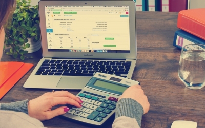 Sibienii cu venituri reduse, anunțați că vor putea solicita online tichete de 50 de lei pentru plata facturii la energie. Aplicația încă nu a fost lansată