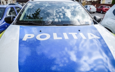 Patru persoane rănite într-un accident în Mediaș, după ce o mașină a intrat pe contrasens